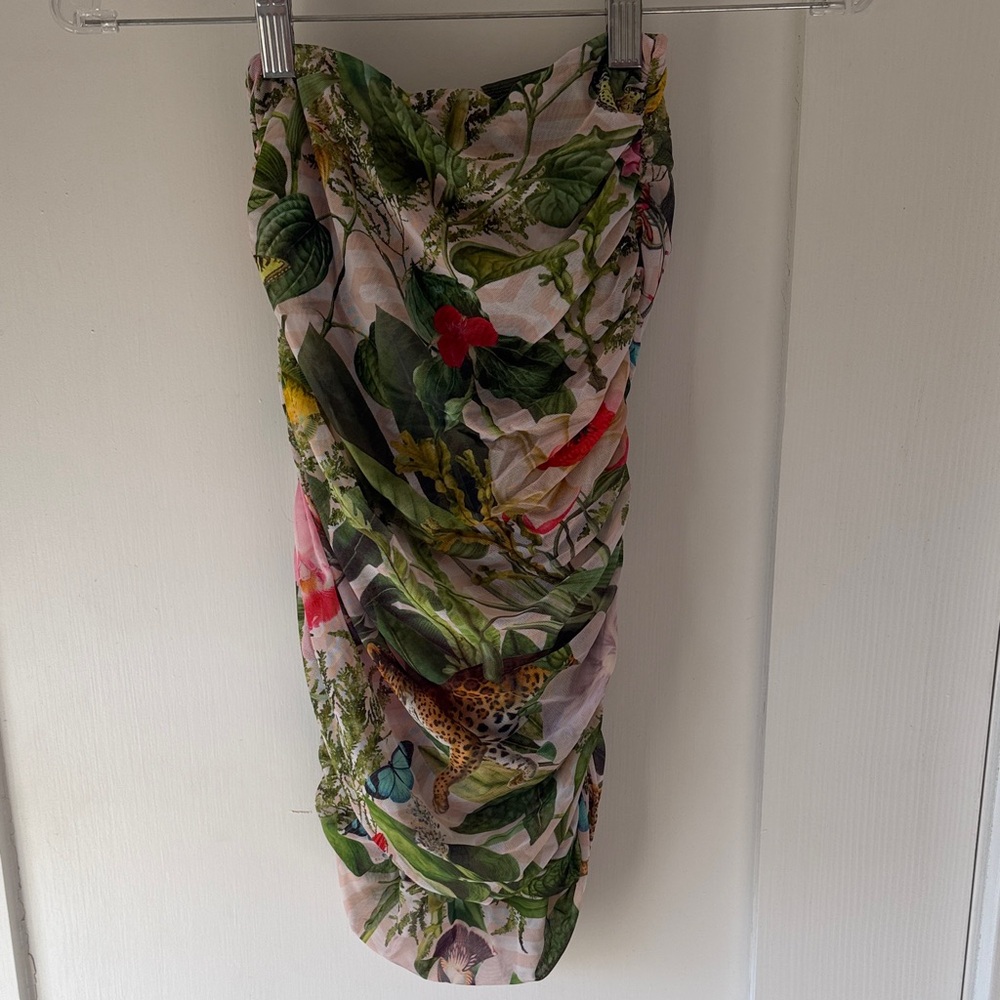 Tropical Print Ruched Skirt. Mesh